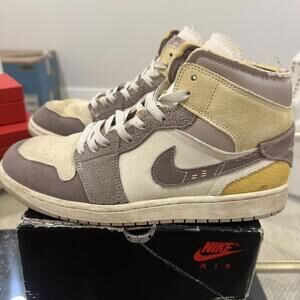 Jordan Men's Multi and Cream Trainer